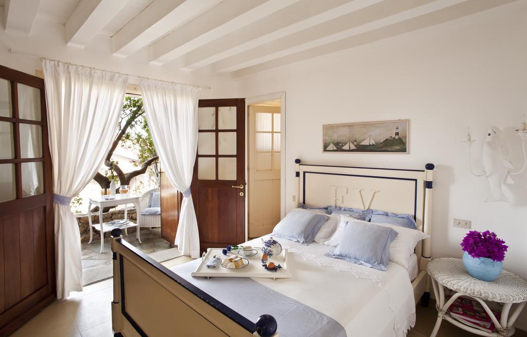 Villa Dei Tramonti Porto Rotondo Pokój zdjęcie